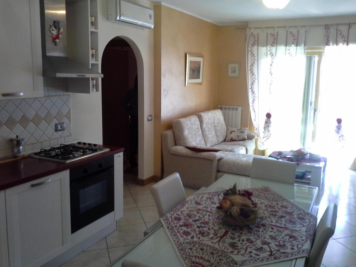 Appartamento Victoria Con Parcheggio Privato Чивитавекия Екстериор снимка